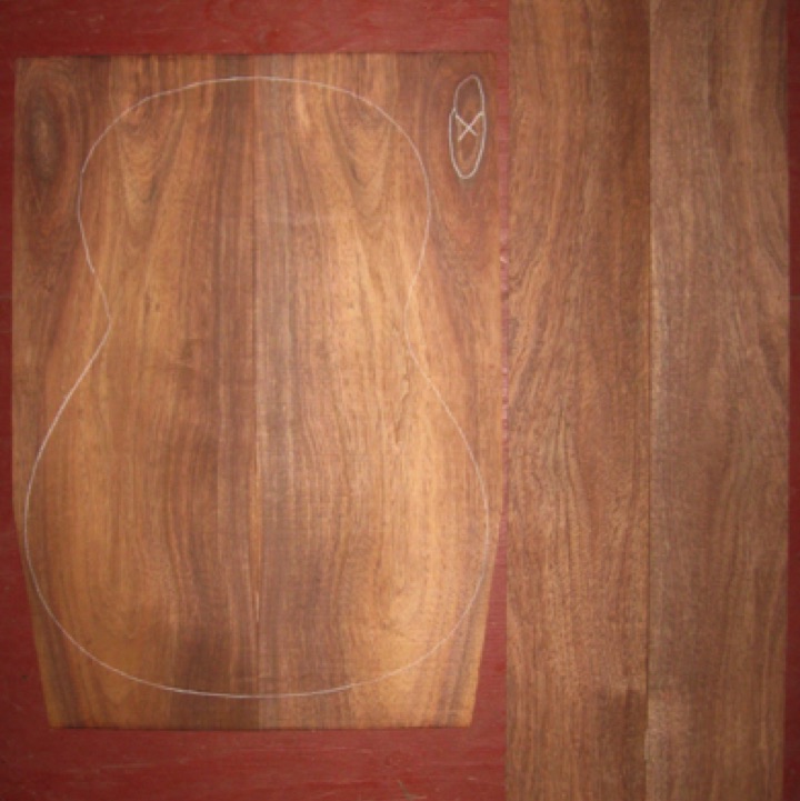 Koa Parlor/Classical AA $110
(2) back plates 7-3/4" x 21-1/2" (taper to 6-3/4" width)
(2) side plates 4-1/2" x 31-1/2"
Air dried since 2006, 14-3/4" classical pattern shown, rich color, rift/flatsawn showing pomelle figure.
set #138-1256 Koa Parlor/Classical AA $110
(2) back plates 7-3/4" x 21-1/2" (taper to 6-3/4" width)
(2) side plates 4-1/2" x 31-1/2"
Air dried since 2006, 14-3/4" classical pattern shown, rich color, rift/flatsawn showing pomelle figure.
set #138-1256