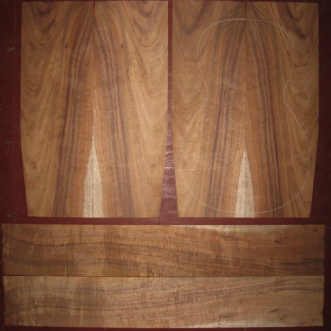 6-pc Koa Parlor AA $150
(4) top-back plates 7" x 20-1/2" (tapers as shown)
(2) side plates 5" x 31"
Air dried since 2006, 12-1/4" parlor pattern shown, rich colors and striping.
set #136-1322 6-pc Koa Parlor AA $150
(4) top-back plates 7" x 20-1/2" (tapers as shown)
(2) side plates 5" x 31"
Air dried since 2006, 12-1/4" parlor pattern shown, rich colors and striping.
set #136-1322