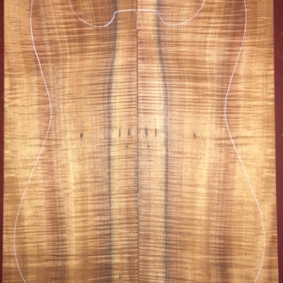 Koa Electric/Bass Top 4A $215
(2) top plates 7" x 21-3/4"
Air dried since 2017, 13" x 18-1/2" pattern shown, premium curl, color, stripes.
set #199-1931