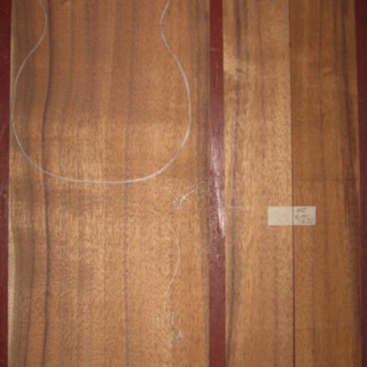 Koa Soprano 'Ukulele AA $48
(1) top-back plate 7-3/8" x 21-1/4"
(2) side plates 2-1/2" x 15"
Air dried since 2006, honey-brown; one-piece top and back.
set #127-1107 Koa Soprano 'Ukulele AA $48
(1) top-back plate 7-3/8" x 21-1/4"
(2) side plates 2-1/2" x 15"
Air dried since 2006, honey-brown; one-piece top and back.
set #127-1107