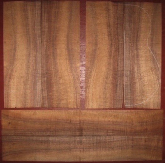 Koa Baritone-Tenor Ukulele AAA $190
(4) top-back plates 5-3/8" x 15"
(2) side plates 3-1/2" x 23-1/4"
Air dried since 2006, baritone pattern shown, rich color with good flame throughout.
set #137-1576 Koa Baritone-Tenor Ukulele AAA $190
(4) top-back plates 5-3/8" x 15"
(2) side plates 3-1/2" x 23-1/4"
Air dried since 2006, baritone pattern shown, rich color with good flame throughout.
set #137-1576