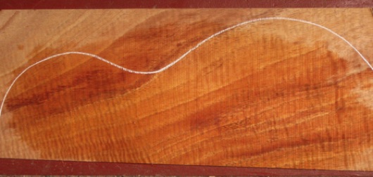closeup, wetted
set #118-1580
Back plates shown with 8x11-1/4 concert pattern. Sides are sanded with 100-grit to .080" (2.0 mm) thickness. closeup, wetted
set #118-1580
Back plates shown with 8x11-1/4 concert pattern. Sides are sanded with 100-grit to .080" (2.0 mm) thickness.