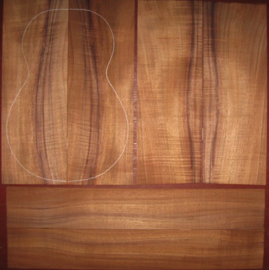 Koa Baritone/Tenor Ukulele AA  $110
(4) top-back plates 5-1/2" x 15-5/8"
(2) side plates 3-1/2" x 22"
Air dried since 2017, baritone pattern shown, medium curl, good color and stripes.
set #181-2269