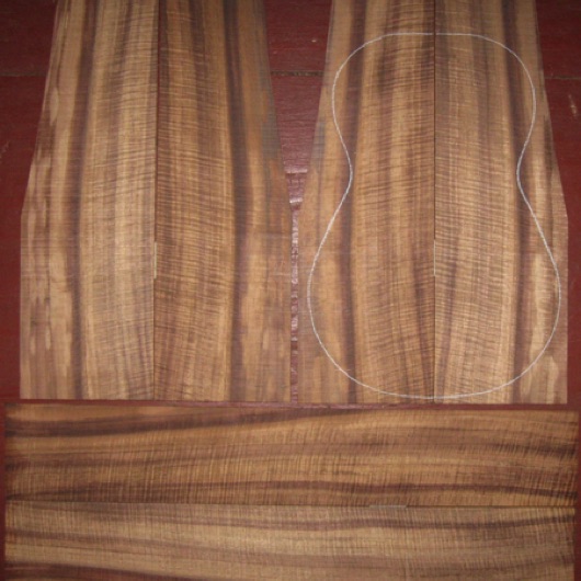 Koa Soprano Ukulele AAA $95
(4) top-back plates 3-1/2" x 11" (to 2-1/2")
(2) side plates 2-1/2" x 15"
Air dried since 2005, dark, with tight strong fiddleback curl
set #118-2318 Koa Soprano Ukulele AAA $95
(4) top-back plates 3-1/2" x 11" (to 2-1/2")
(2) side plates 2-1/2" x 15"
Air dried since 2005, dark, with tight strong fiddleback curl
set #118-2318