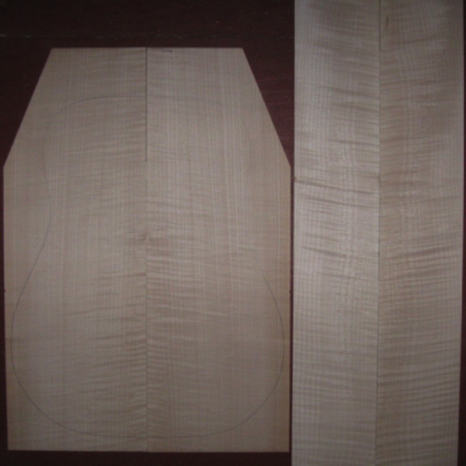 Curly Maple D/Jumbo AAA  $75
(2) back plates 8-3/8" x 23-3/4" (taper to 5-5/8")
(2) side plates 5" x 34"
Air dried since 2009, good curl, clean white color, 16" dred pattern shown; straight and vertical grain.
set #146-2448