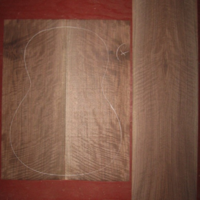 Walnut Parlor/CL AAA $85
(2) back plates 8-1/2" x 21-1/4"
(2) side plates 4-3/8" x 30-7/8"
Air dried since 2002, full curl, 14-3/4" classical pattern shown, knot safely outside upper bout, straight-vertical grain.
set #102-1330 Walnut Parlor/CL AAA $85
(2) back plates 8-1/2" x 21-1/4"
(2) side plates 4-3/8" x 30-7/8"
Air dried since 2002, full curl, 14-3/4" classical pattern shown, knot safely outside upper bout, straight-vertical grain.
set #102-1330
